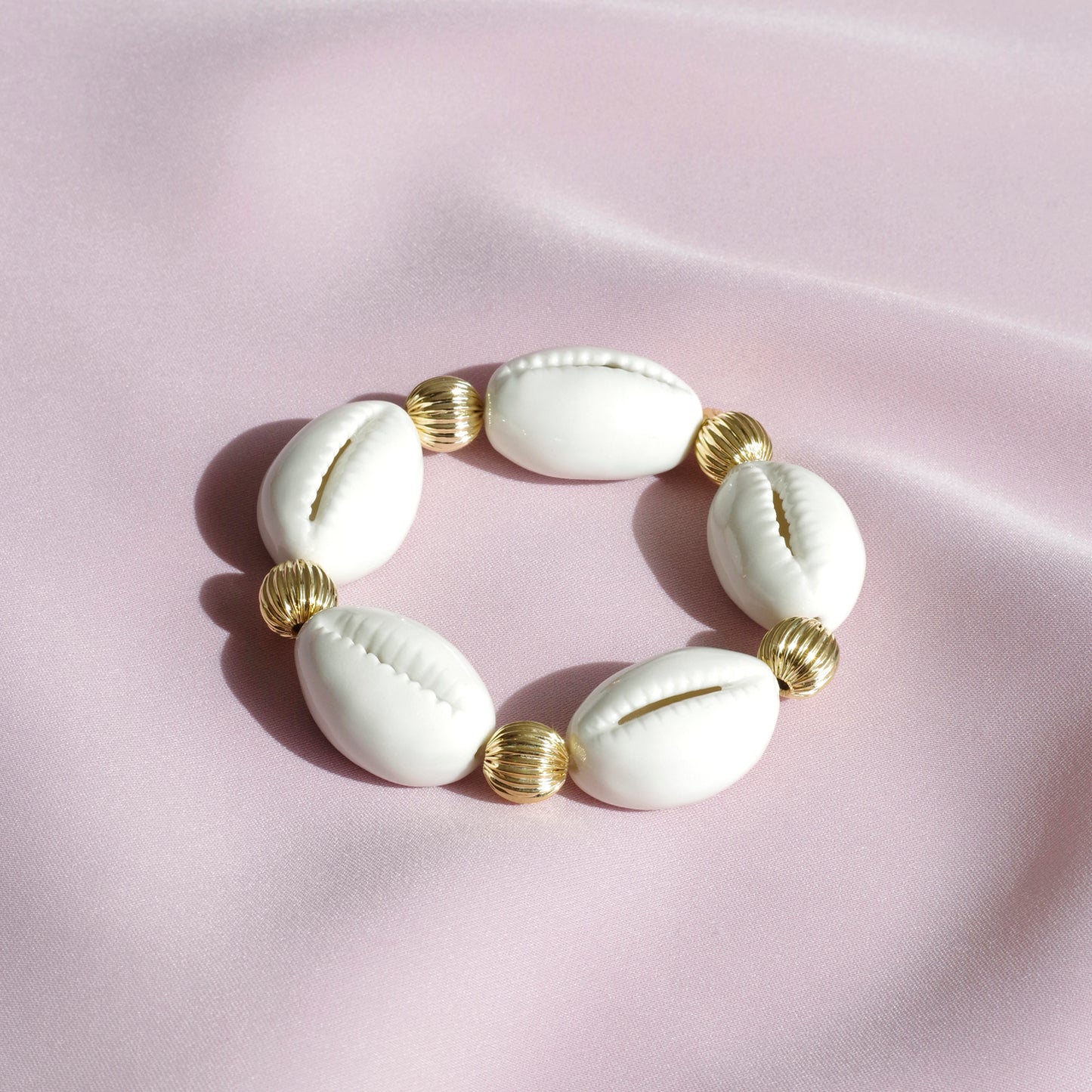 Porcelain Cowrie Shell Stretch Bracelet