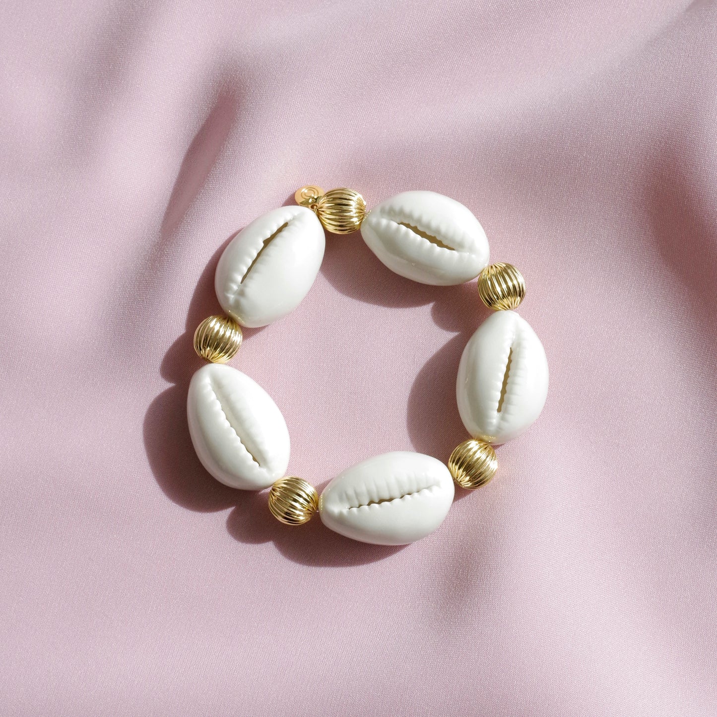 Porcelain Cowrie Shell Stretch Bracelet