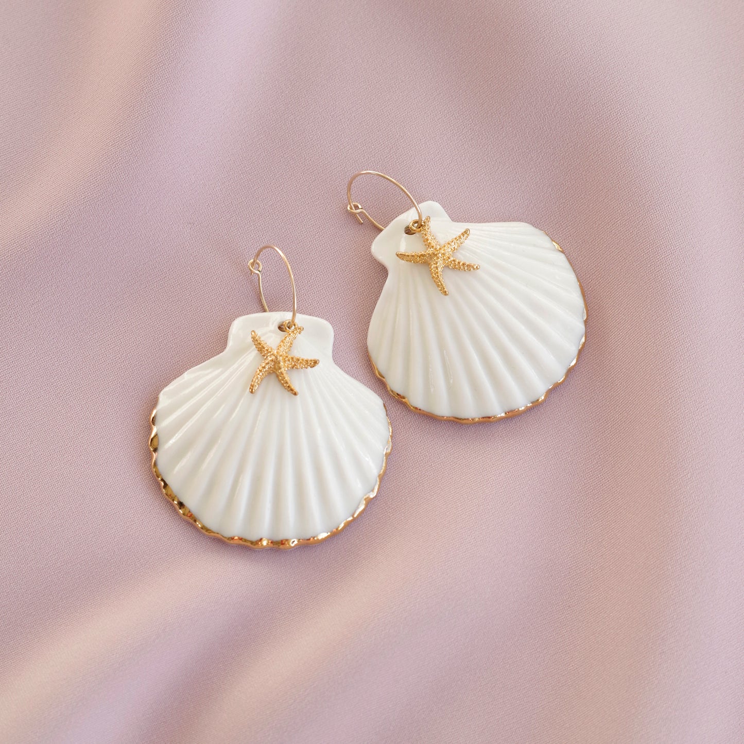 Golden Edge Clam Shell With Starfish Hoop Earrings