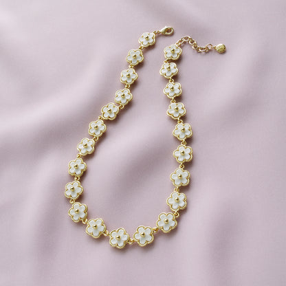 Mini Porcelain Daisy Cluster Necklace