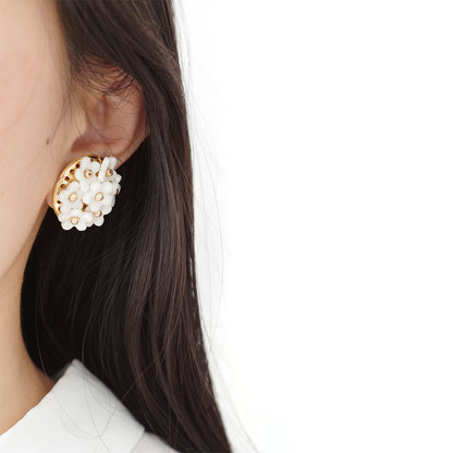 Mini Daisy Cluster Clip Earrings