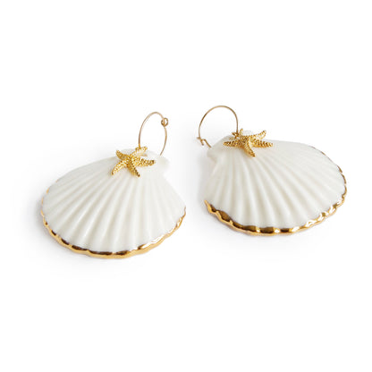 Golden Edge Clam Shell With Starfish Hoop Earrings